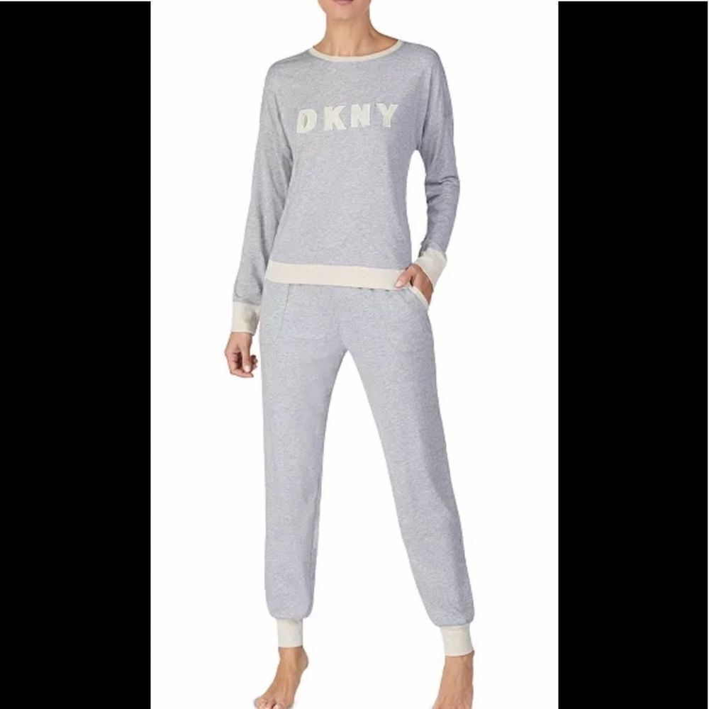 DKNY Gray and light pink pajamas set with draw string and pockets